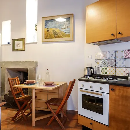 Apartment In Costa San Giorgio